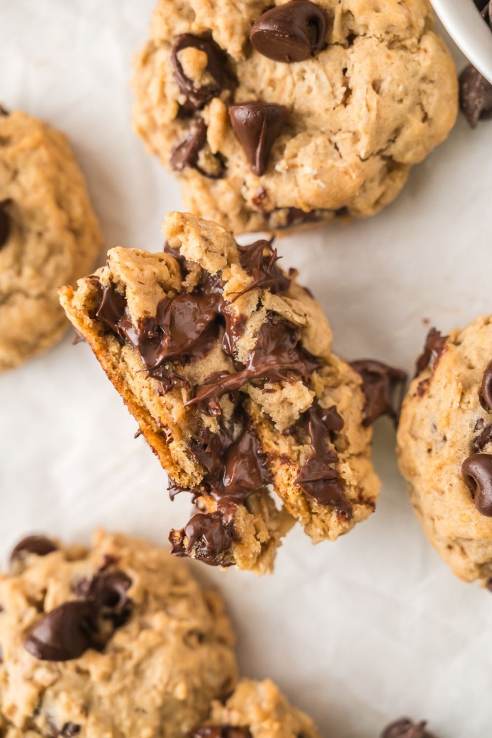 Oatmeal Chocolate Chip Cookies