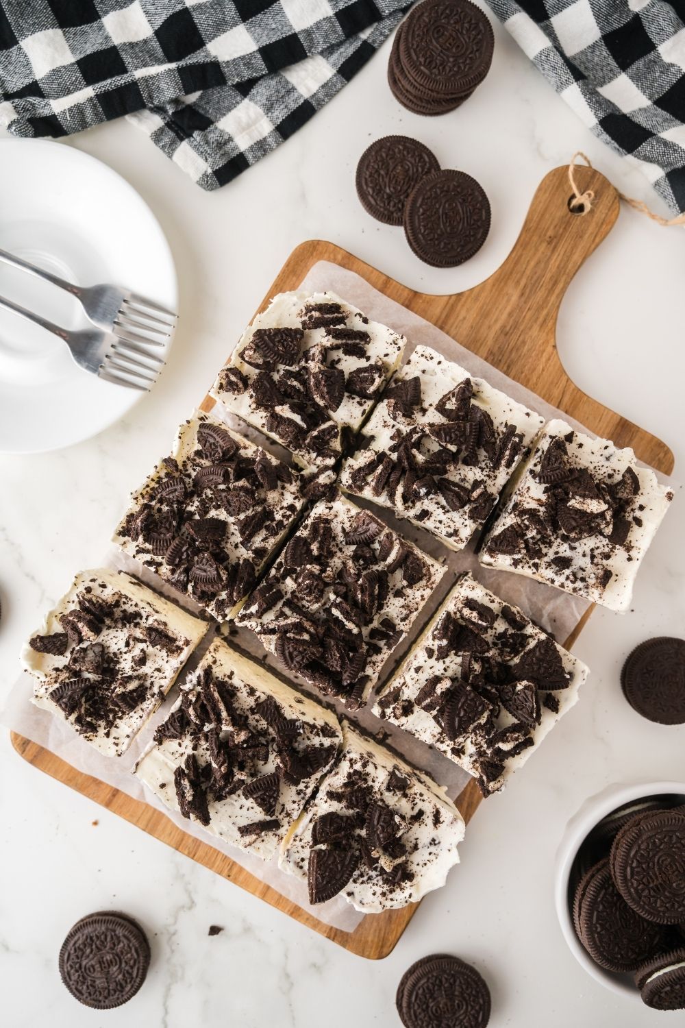 Oreo No Bake Cheesecake Bars