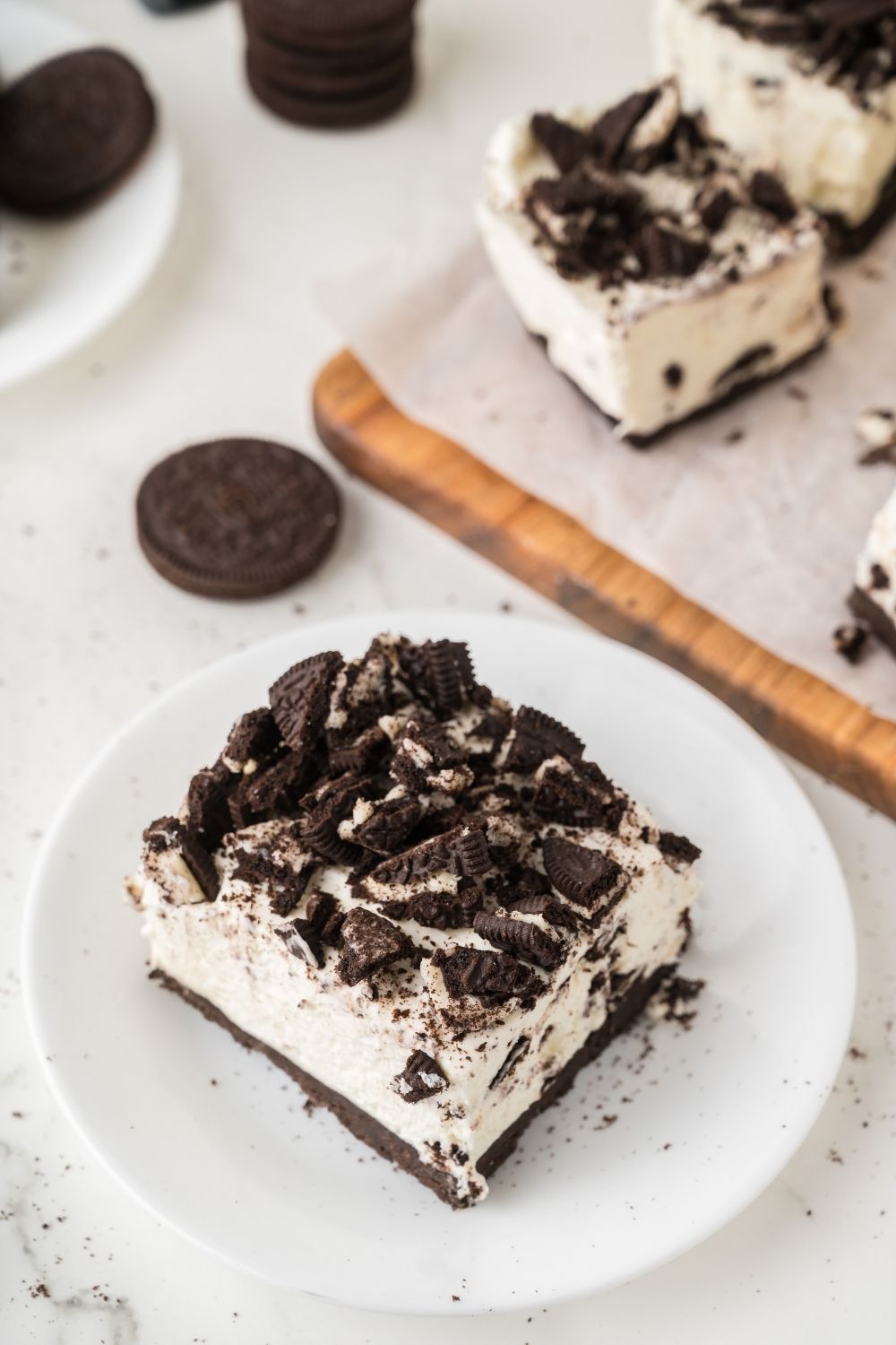 Oreo No Bake Cheesecake Bars