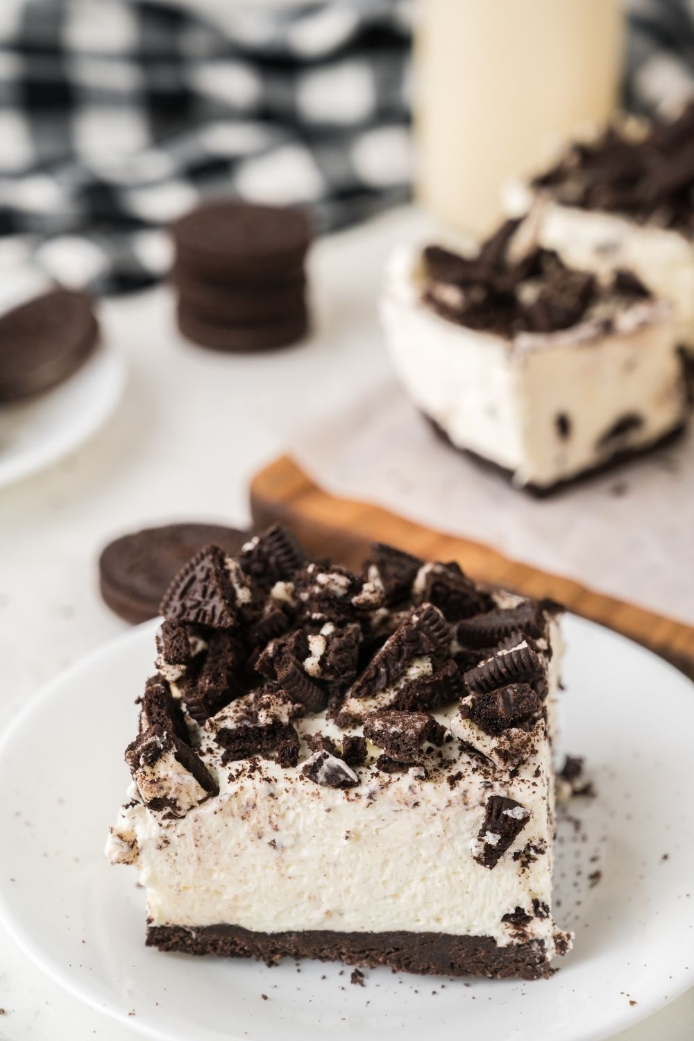 Oreo No Bake Cheesecake Bars