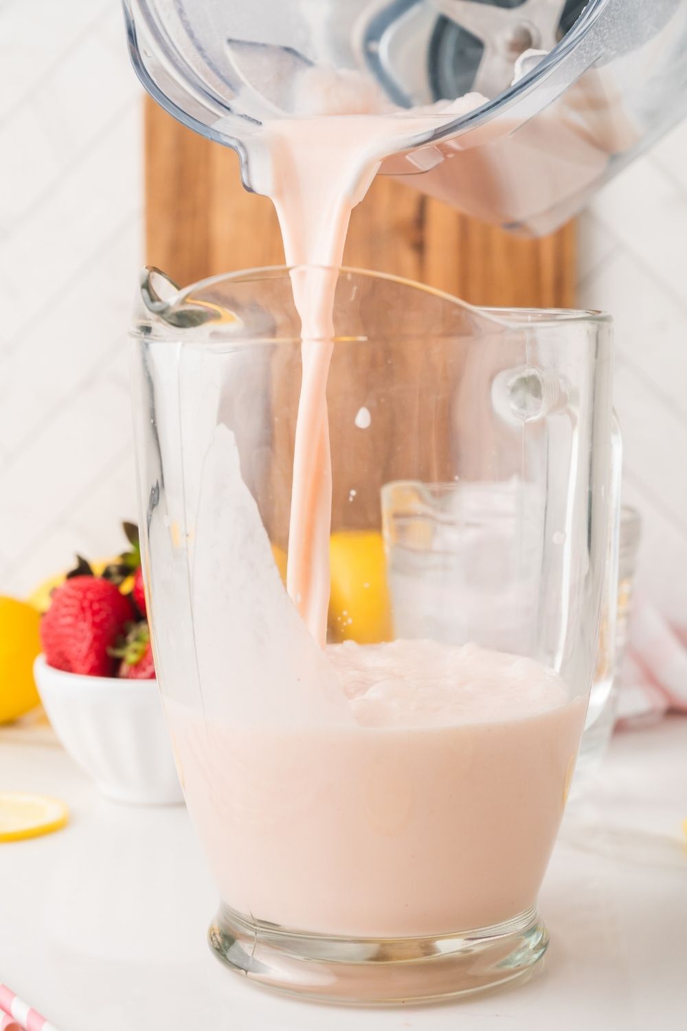 Creamy Strawberry Lemonade