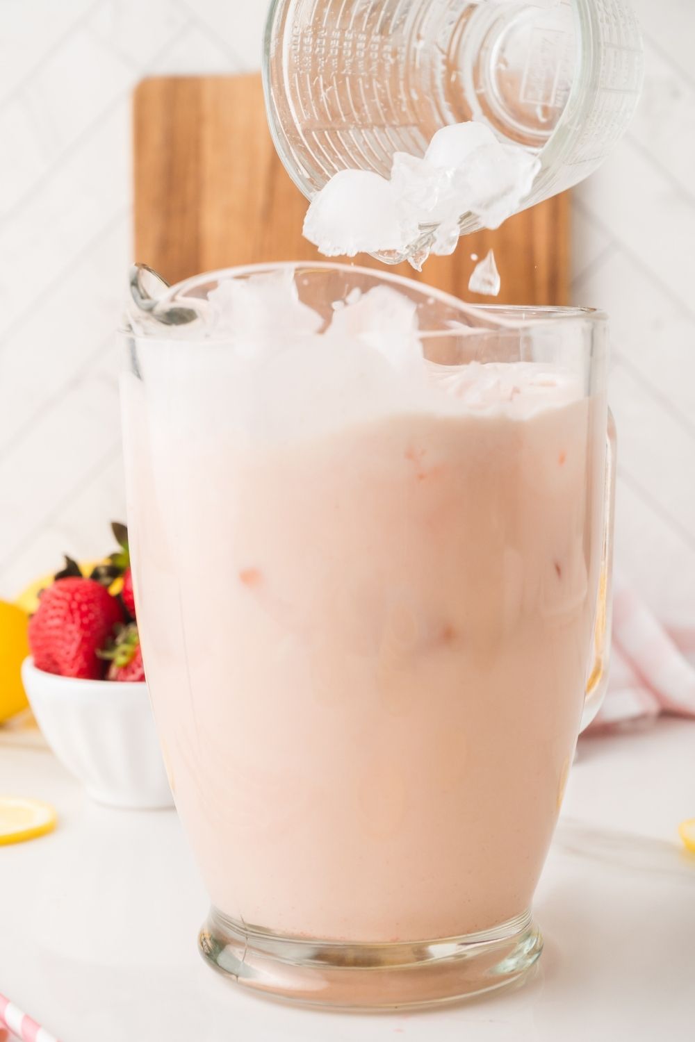 Creamy Strawberry Lemonade