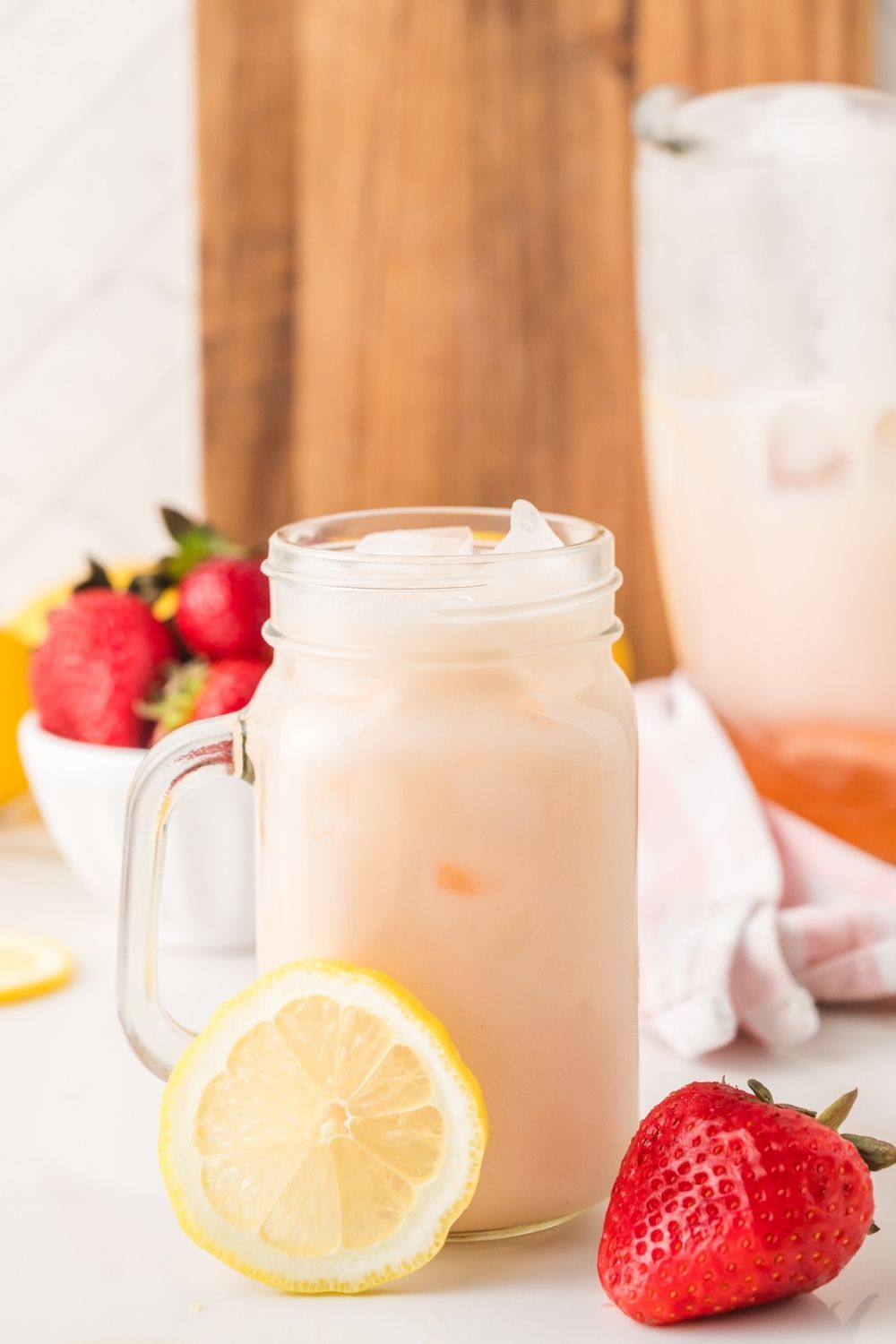 Creamy Strawberry Lemonade