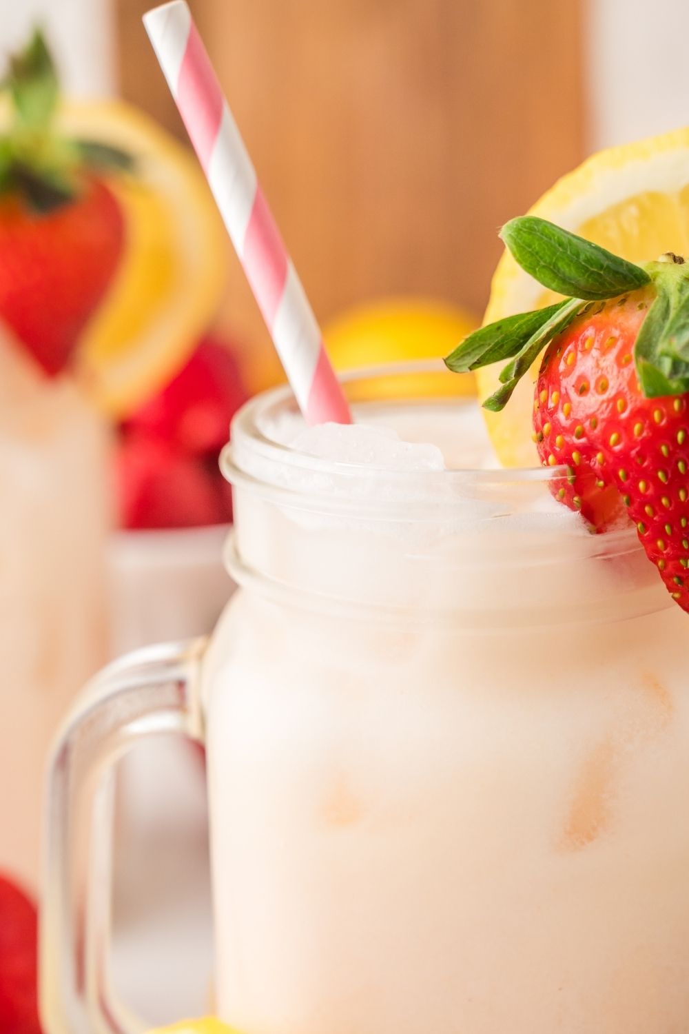 Creamy Strawberry Lemonade