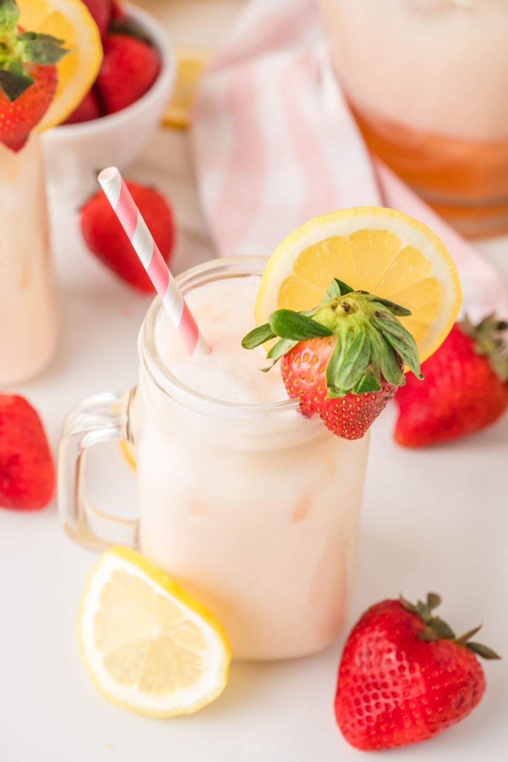 Creamy Strawberry Lemonade