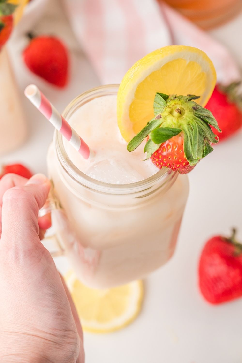 Creamy Strawberry Lemonade